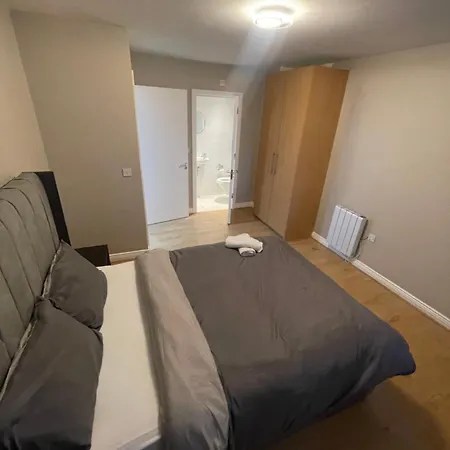 Charming 3-bedroom Modern In * Dublín